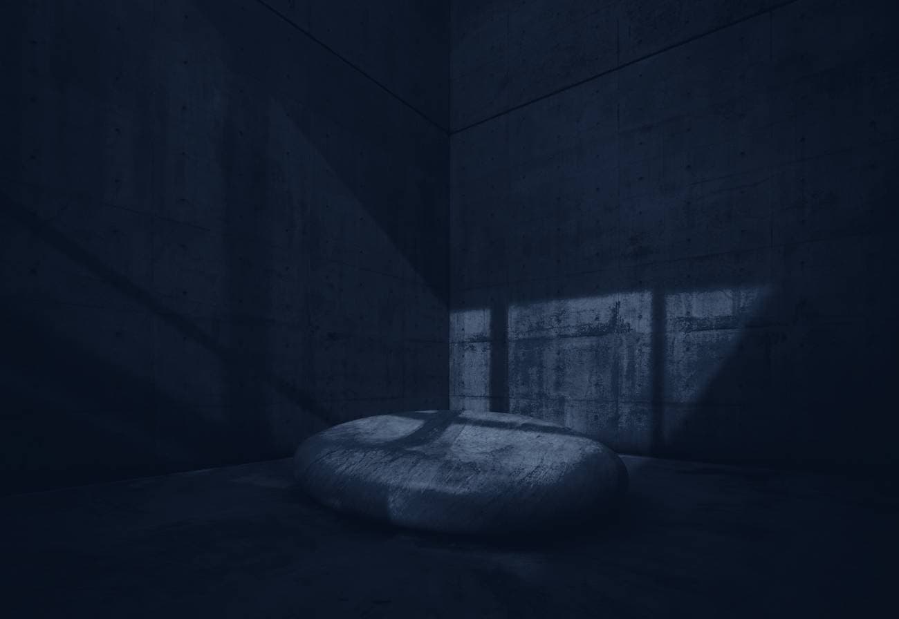Interior de concreto con luz natural
